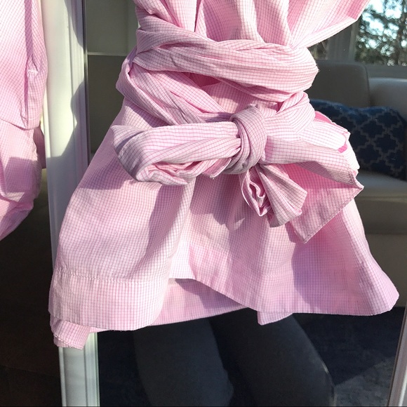 LAST ONE ‼️ S/S Pink Wrap Puffy Sleeve Blouse 👚 - Picture 4 of 8